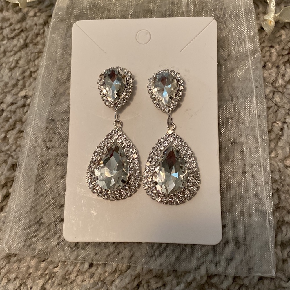 Gorgeous 💎 earrings